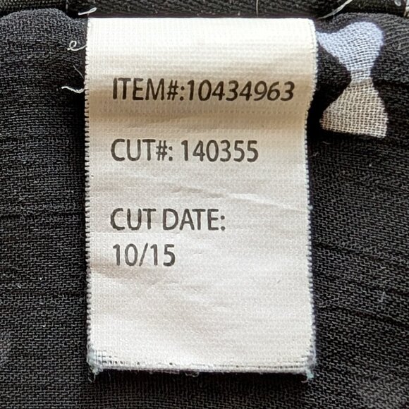 Torrid Bow Print Ruffle Front Blouse in Black & White - Picture 9 of 11